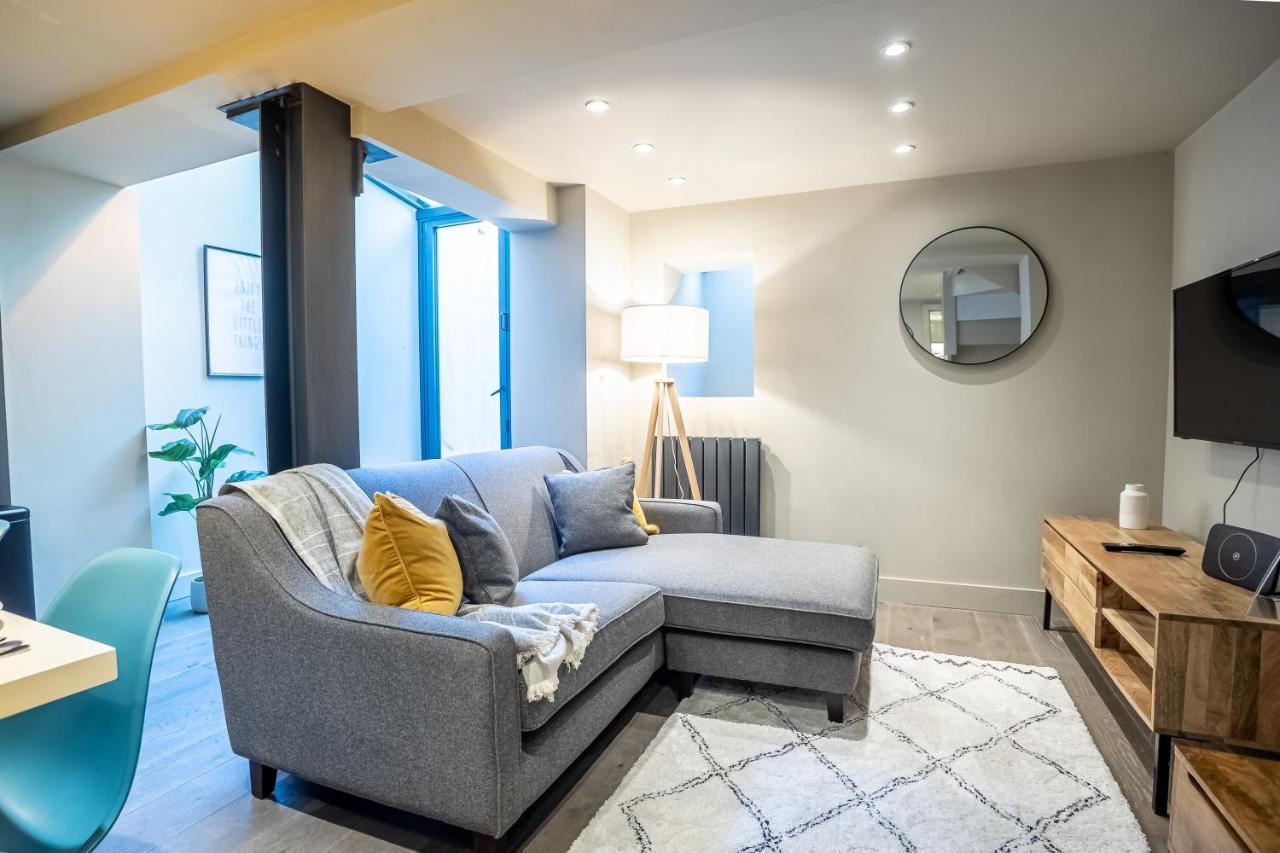Modern Two Bedroom Apartment In Fulham By Sojo Stay Londres Exterior foto